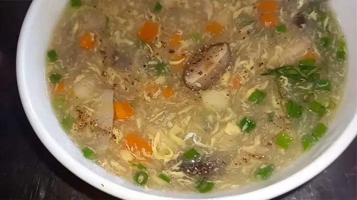Nấu Súp Gà Hạt Sen