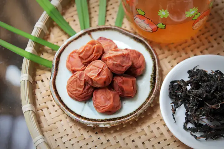 Ngâm Mơ Muối Kiểu Nhật
