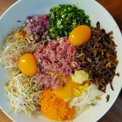 Nguyên Liệu Làm Nem Rán