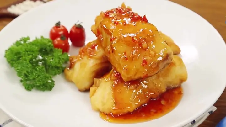 Phi Lê Cá Basa Kho