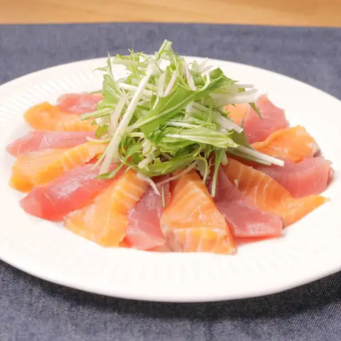サーモン と マグロ の カルパッチョ