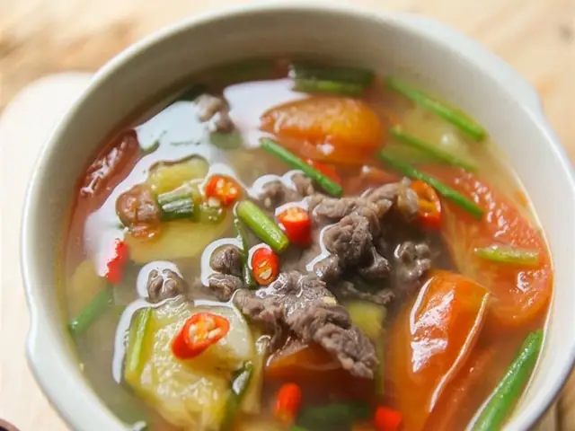 Thit Bo Nau Canh Ca Chua