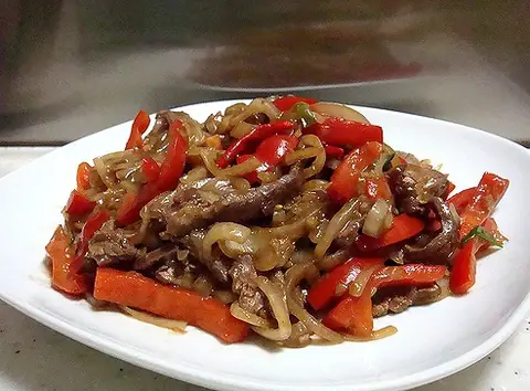 Thịt Bò Xào Sa Tế