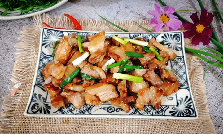 Thịt Rang Cháy Cạnh Tiếng Anh Là Gì