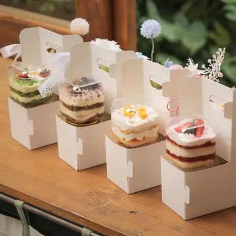 Trà Sữa Và Bánh Ngọt